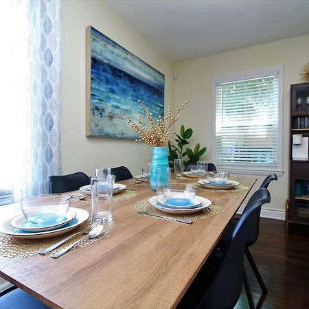 Beachy Bungalow For Family Fun! Walk To Beach! Pensacola Extérieur photo