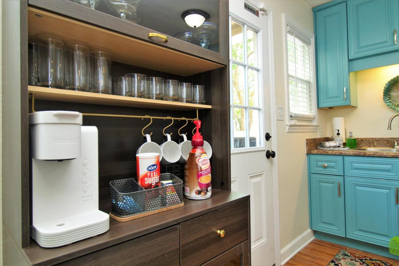 Beachy Bungalow For Family Fun! Walk To Beach! Pensacola Extérieur photo