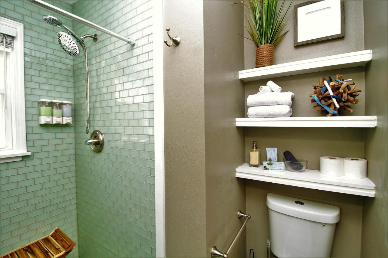 Beachy Bungalow For Family Fun! Walk To Beach! Pensacola Extérieur photo